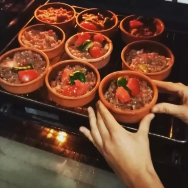 6 Lı Toprak Güveç