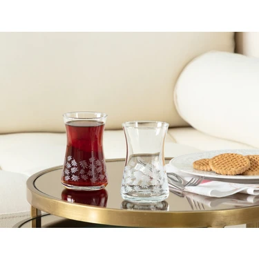 Madame Coco Esperanza-White Leaves 6 Parçalı Çay Bardağı Seti Şık Sunum İçin Desenli